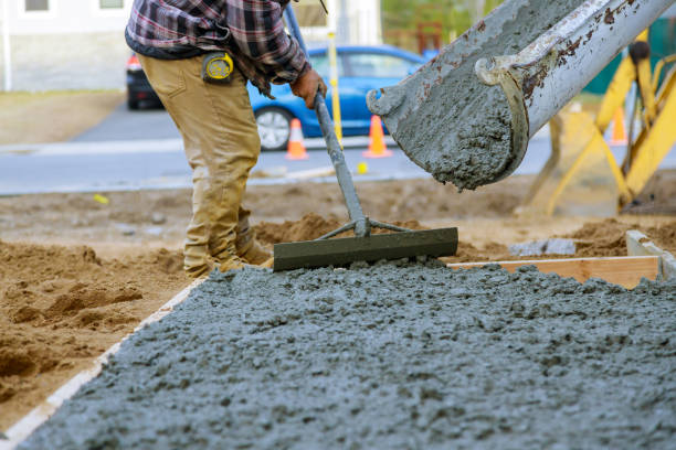 Best Concrete Patio Contractor  in Lakeview, MI
